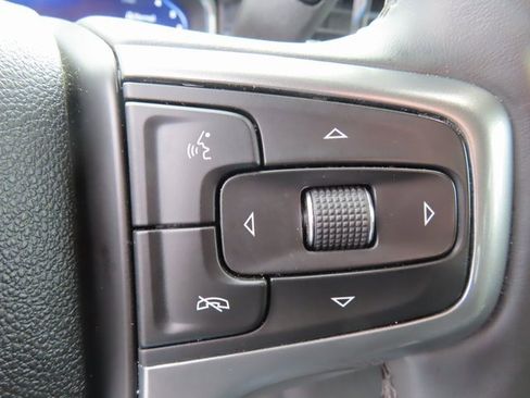 Used 2025 Chevrolet Silverado 1500 LT image 17