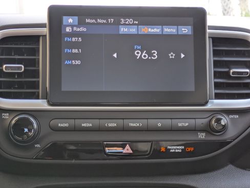 New 2026 Hyundai Venue SE image 21