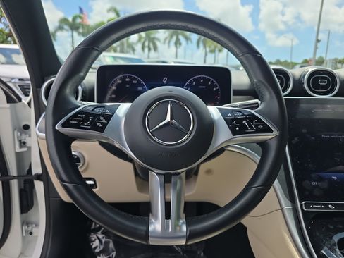 Used 2025 Mercedes-Benz C 300 Sedan image 30