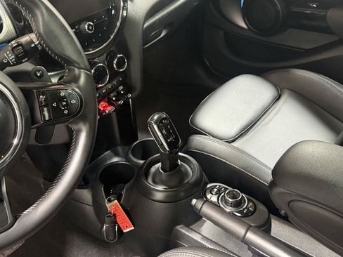 Used 2024 MINI Cooper S FWD image 5