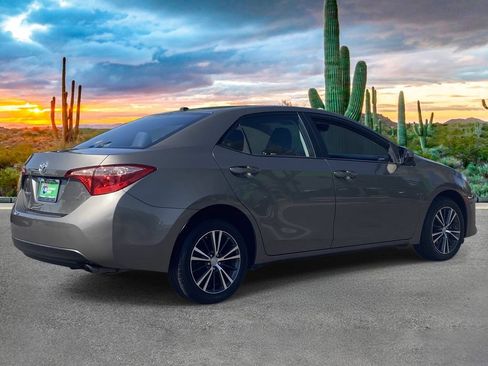 Used 2018 Toyota Corolla LE w/ LE Premium Package FWD image 3