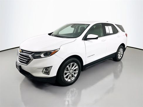 Used 2020 Chevrolet Equinox LT image 3