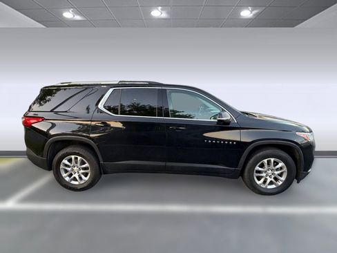 Used 2018 Chevrolet Traverse LT w/ LPO, Floor Liner Package AWD/4WD image 5