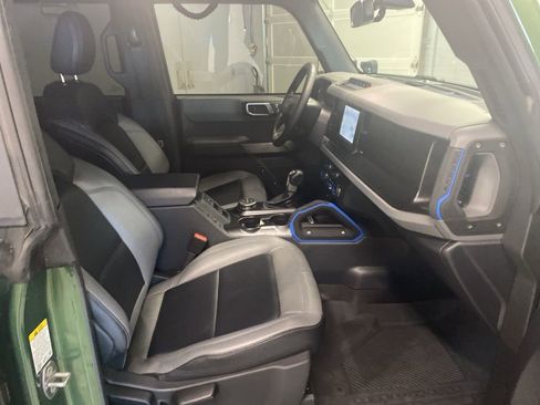 Used 2022 Ford Bronco Black Diamond AWD/4WD image 13