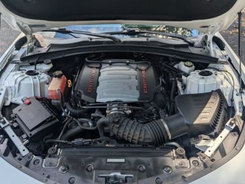 Used 2019 Chevrolet Camaro SS RWD image 33
