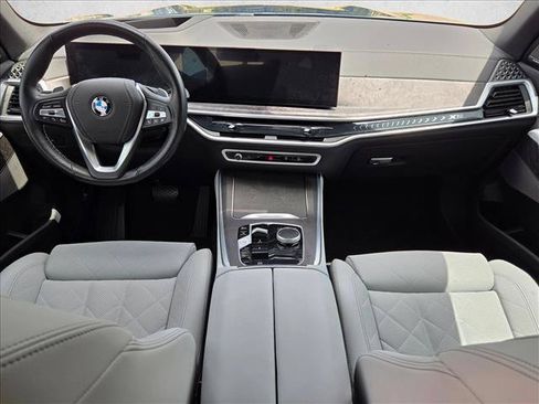 Used 2025 BMW X5 sDrive40i RWD image 18
