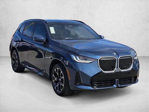 Certified 2026 BMW X3 xDrive30i w/ M Sport Package AWD/4WD image 3