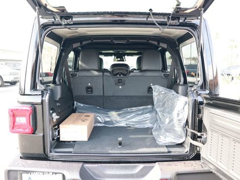 New 2026 Jeep Wrangler Sahara image 36