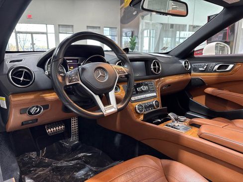 Used 2013 Mercedes-Benz SL 550 w/ Premium Pkg image 8