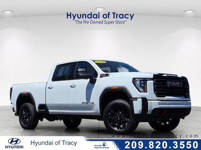 Used 2026 GMC Sierra 2500 AT4