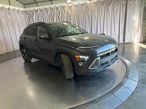 Certified 2024 Hyundai Kona SEL FWD image 3
