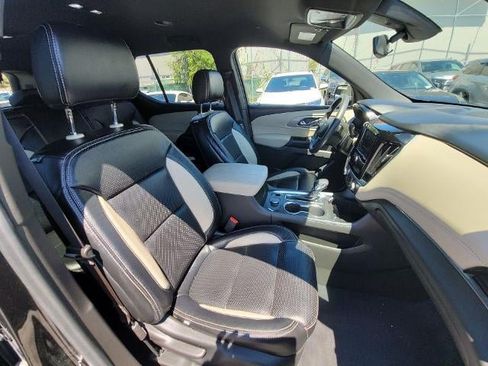 Used 2023 Chevrolet Traverse LS FWD image 26