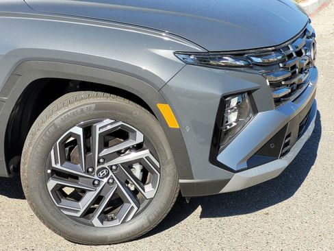 New 2026 Hyundai Tucson Limited AWD/4WD image 3