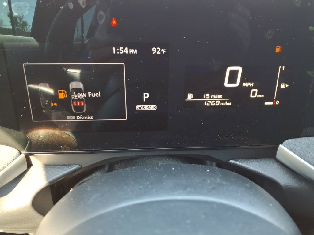 Used 2025 Nissan Kicks SV w/ Illumination Package AWD/4WD image 18