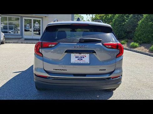 Used 2020 GMC Terrain SLT w/ Preferred Package AWD/4WD image 7