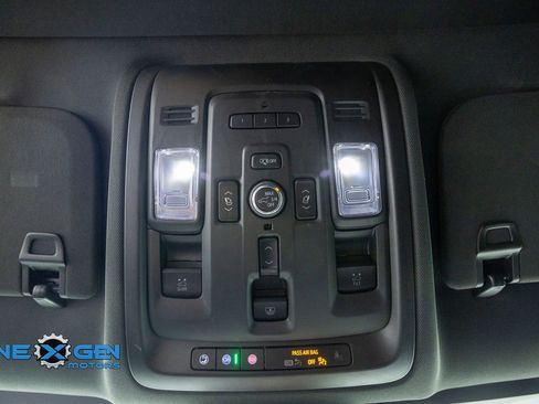 Used 2023 Chevrolet Suburban RST w/ Luxury Package AWD/4WD image 19