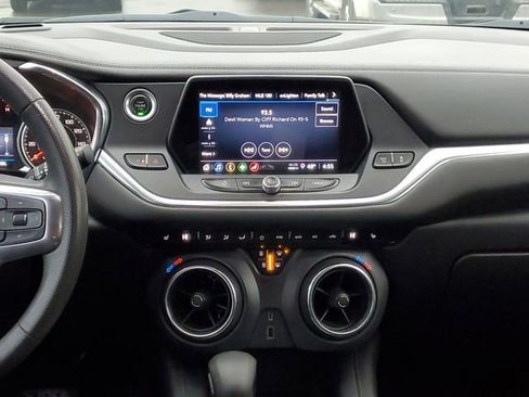 Used 2021 Chevrolet Blazer LT image 31