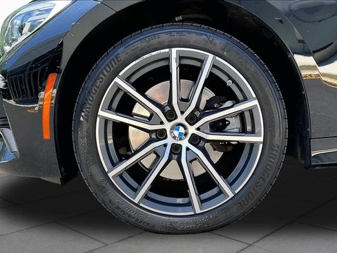 Used 2021 BMW 330i xDrive Sedan w/ Convenience Package AWD/4WD image 10