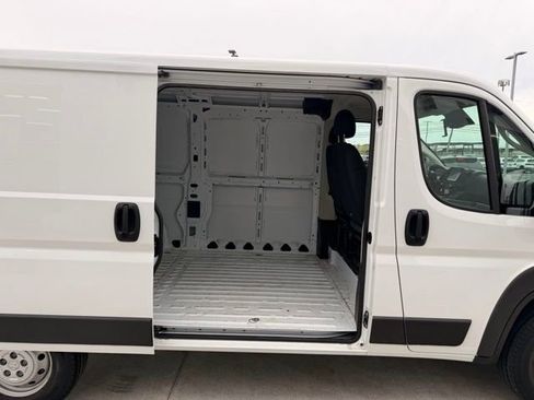 Used 2022 RAM ProMaster 1500 w/ Interior LED Lighting Group FWD image 9