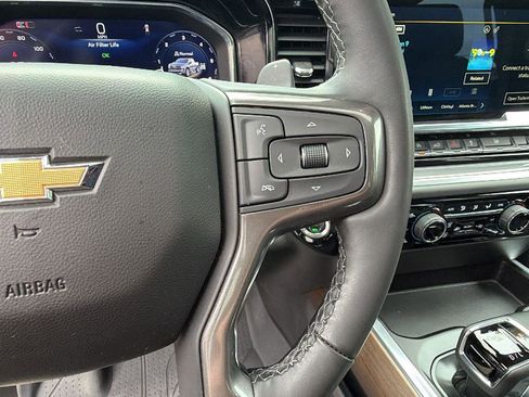 Certified 2024 Chevrolet Silverado 1500 High Country w/ High Country Premium Package AWD/4WD image 27
