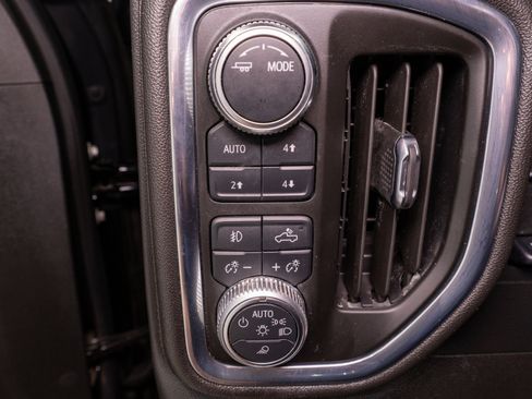 Used 2021 GMC Sierra 1500 AT4 w/ Technology Package AWD/4WD image 36