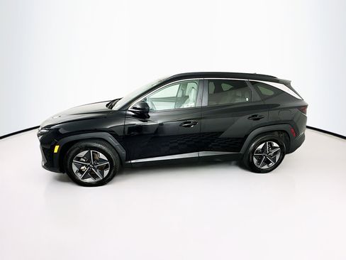 Used 2025 Hyundai Tucson SEL FWD image 4