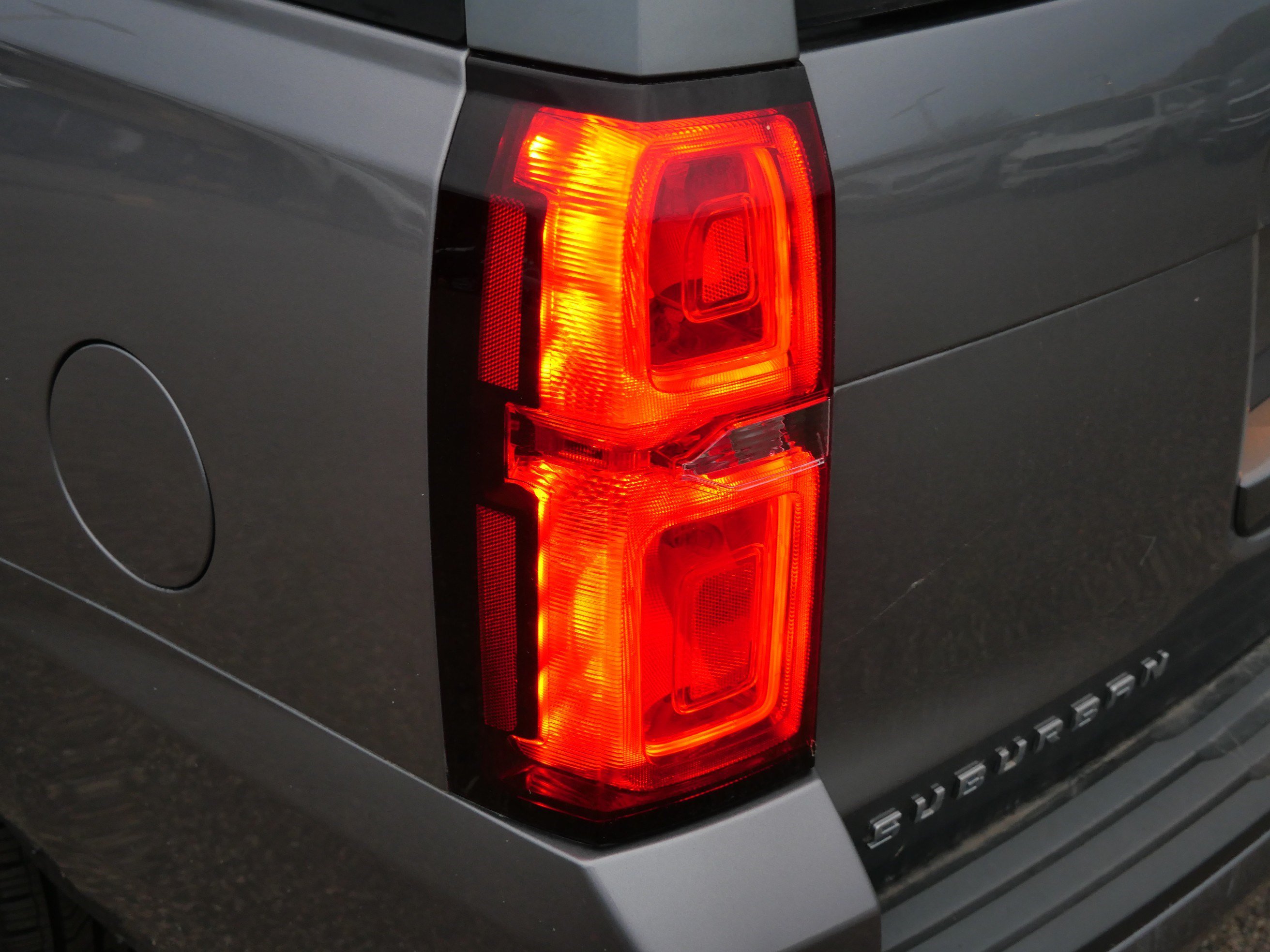 Used 2019 Chevrolet Suburban LT AWD/4WD image 17