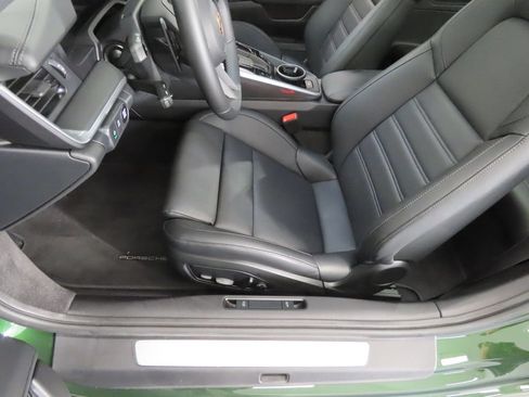 Certified 2026 Porsche 911 Carrera RWD image 37