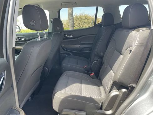 Used 2022 GMC Acadia SLE AWD/4WD image 24