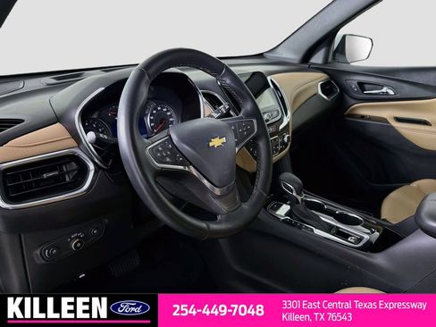 Used 2023 Chevrolet Equinox Premier AWD/4WD image 11