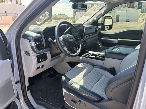 Used 2024 Ford F250 Limited AWD/4WD image 16