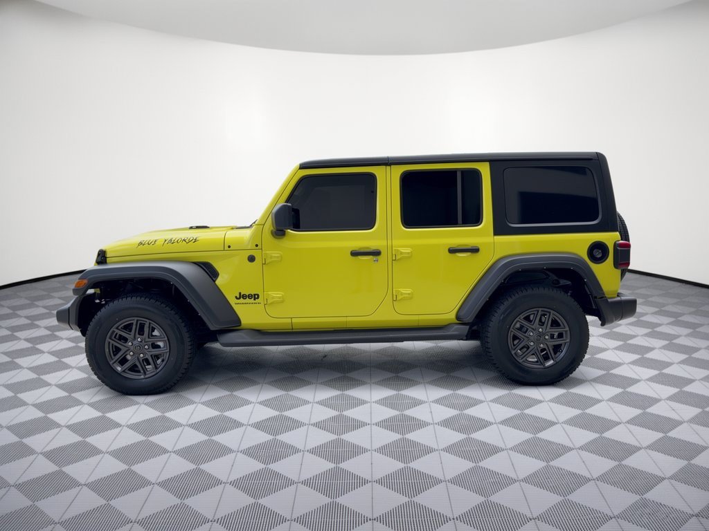 Used 2024 Jeep Wrangler Unlimited Sport AWD/4WD image 2