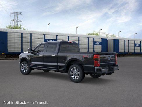 New 2026 Ford F250 Lariat w/ Lariat Ultimate Package image 4