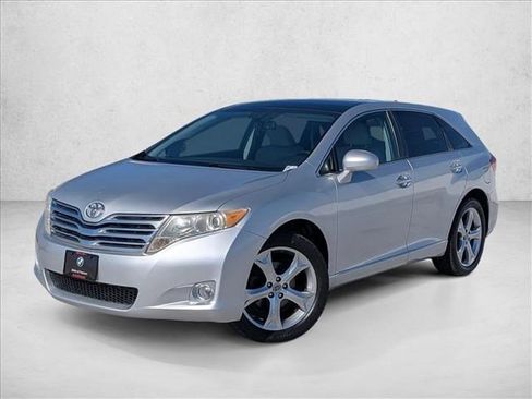 Used 2009 Toyota Venza FWD image 1