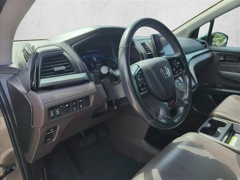Used 2019 Honda Odyssey Elite image 16