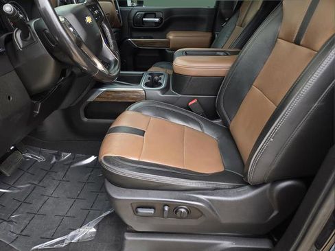 Used 2022 Chevrolet Silverado 3500 High Country AWD/4WD image 21