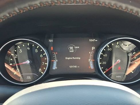 Used 2018 Jeep Compass Latitude w/ Popular Equipment Group AWD/4WD image 30