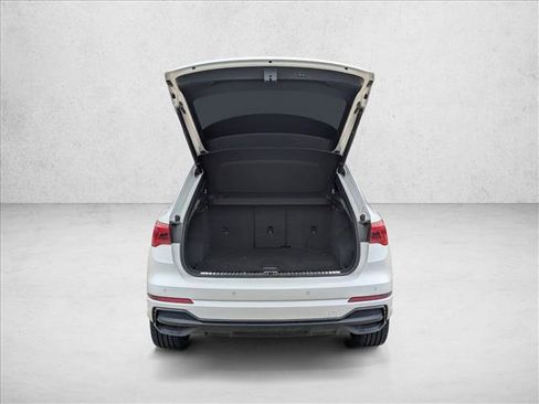 Used 2021 Audi Q3 2.0T Premium Plus w/ Premium Plus Package image 6