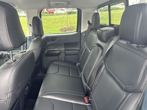 Used 2024 Ford Maverick Lariat w/ Black Appearance Package FWD image 30