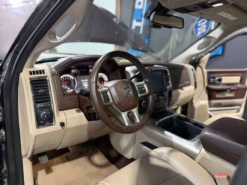 Used 2017 RAM 3500 Laramie image 12