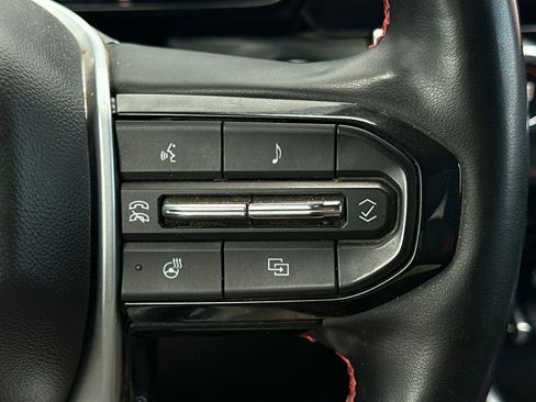 Certified 2023 Chevrolet Colorado Z71 w/ Z71 Convenience Package 2 image 32