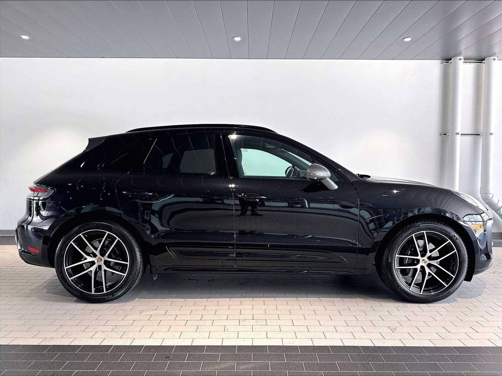 Used 2026 Porsche Macan Turbo AWD/4WD image 12