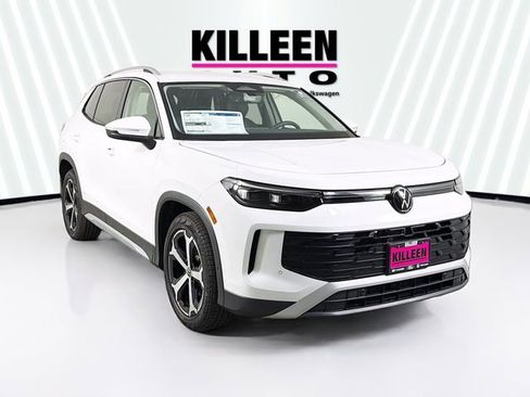 New 2026 Volkswagen Tiguan SE FWD image 1