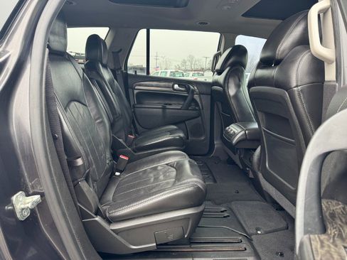 Used 2014 Buick Enclave Leather image 19