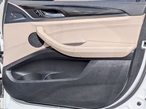 Used 2024 BMW X4 M40i w/ Premium Package image 16