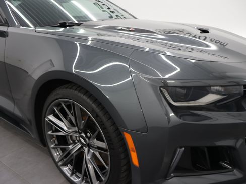 Used 2017 Chevrolet Camaro ZL1 RWD image 20