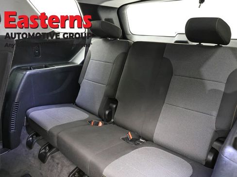 Used 2020 Chevrolet Traverse LT FWD image 27