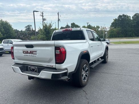 Used 2025 GMC Canyon AT4 AWD/4WD image 7