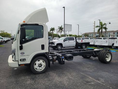 New 2024 Chevrolet Low Cab Forward 5500HD image 2