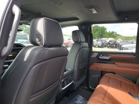New 2026 GMC Sierra 2500 Denali Ultimate w/ Max Trailering Package AWD/4WD image 11
